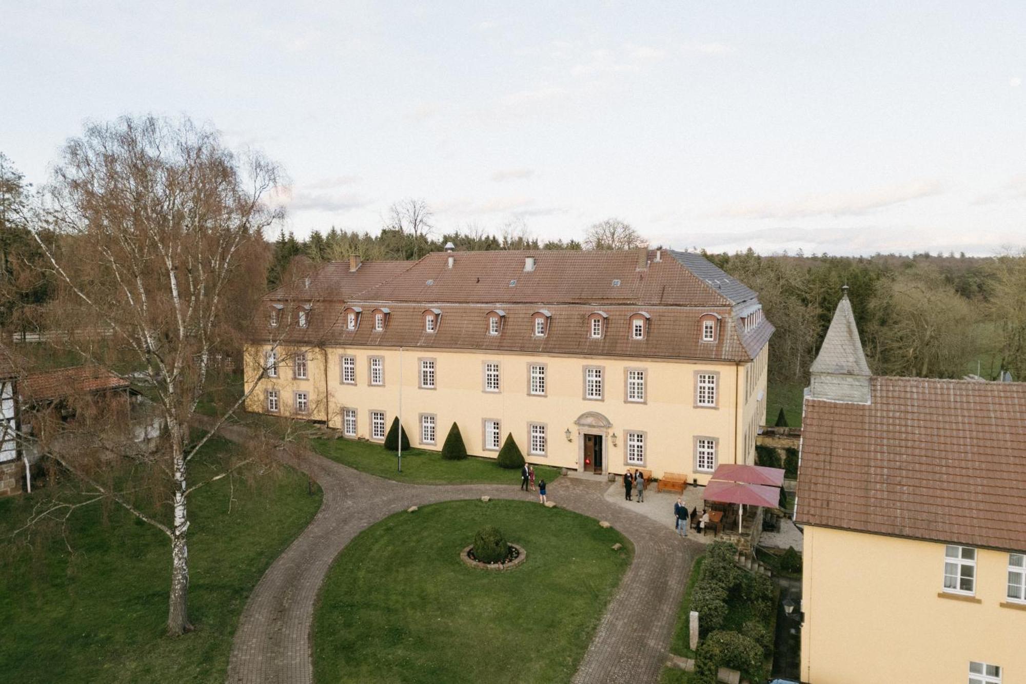 Hotel Schloss Hoehnscheid Bad Arolsen Exterior photo