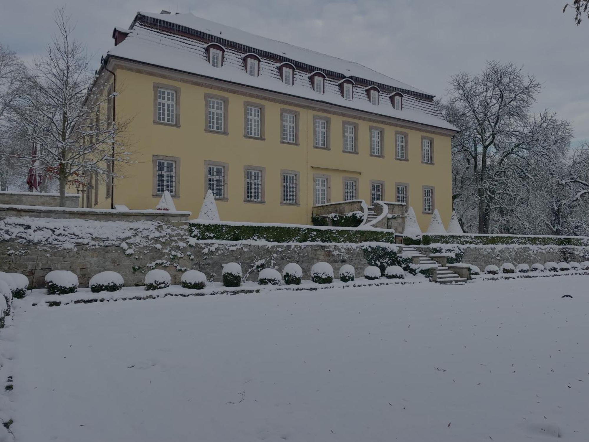 Hotel Schloss Hoehnscheid Bad Arolsen Exterior photo